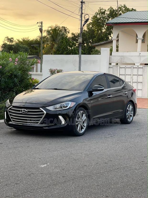 Hyundai Elantra 2017 Black