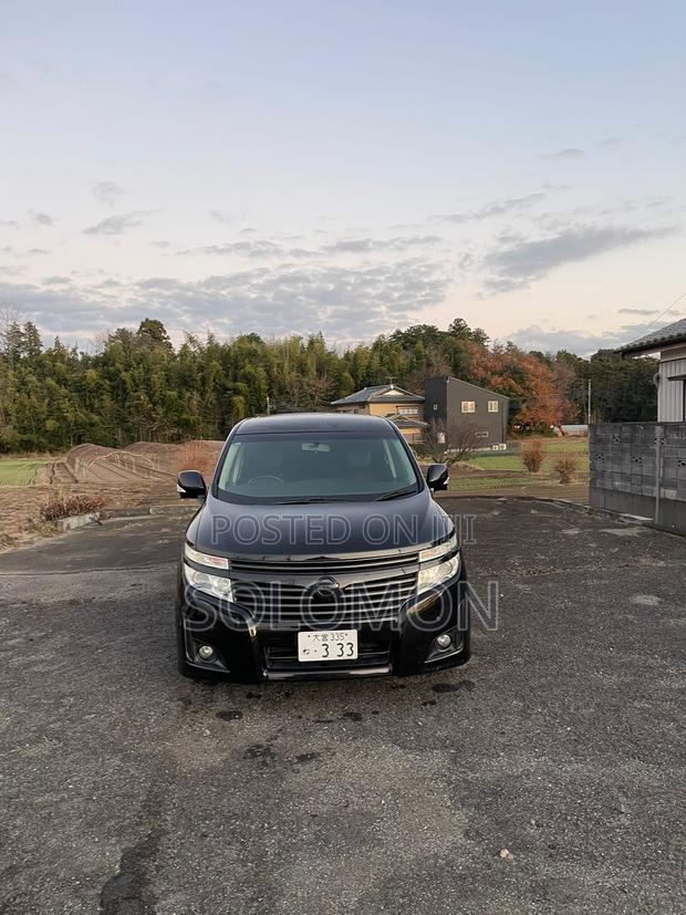 Nissan Elgrand SV Premium 2014 Black