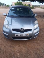 Toyota Vitz 2010 Silver for sale