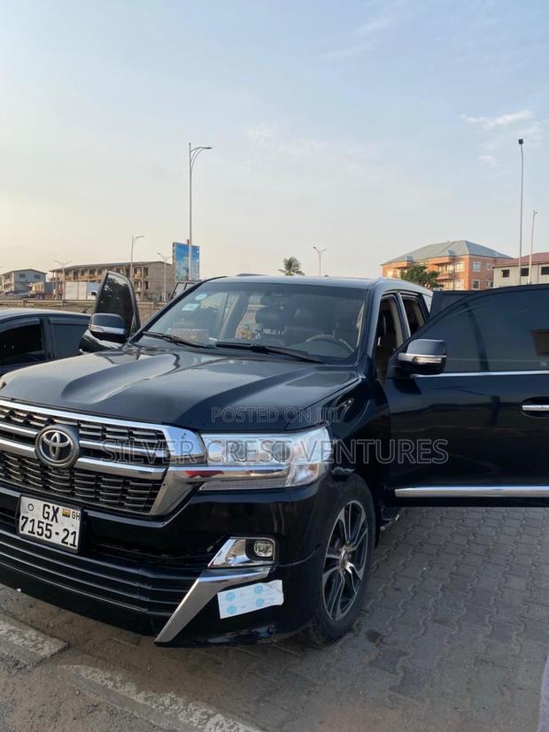 Toyota Land Cruiser 4.6 V8 GX-R 2014 Black