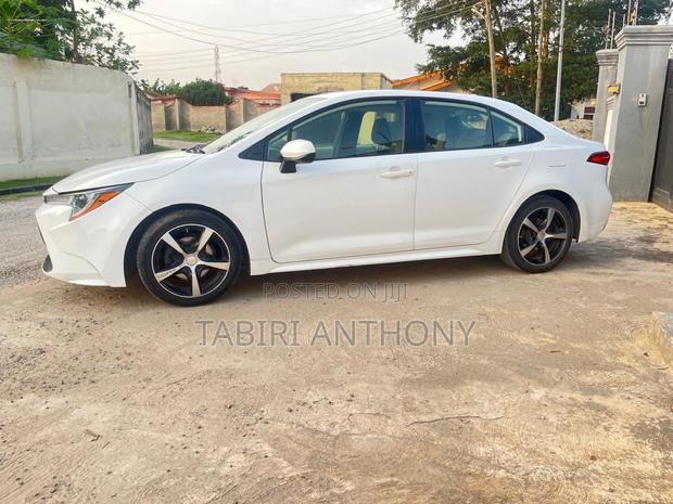 Toyota Corolla L 2021 White