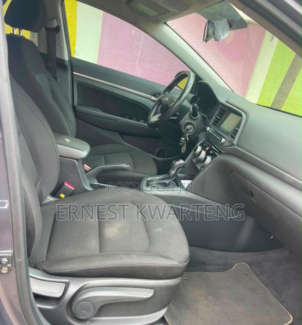 Hyundai Elantra 2020 Gray