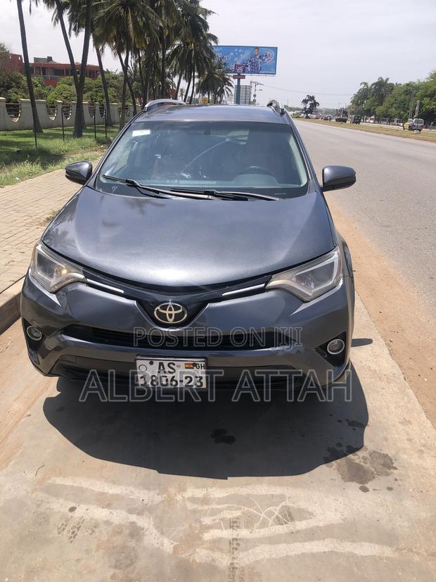 Toyota RAV4 LE 4dr SUV (2.5L 4cyl 6A) 2014 Gray