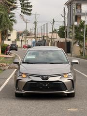 Toyota Corolla SE 2023 Gold for sale