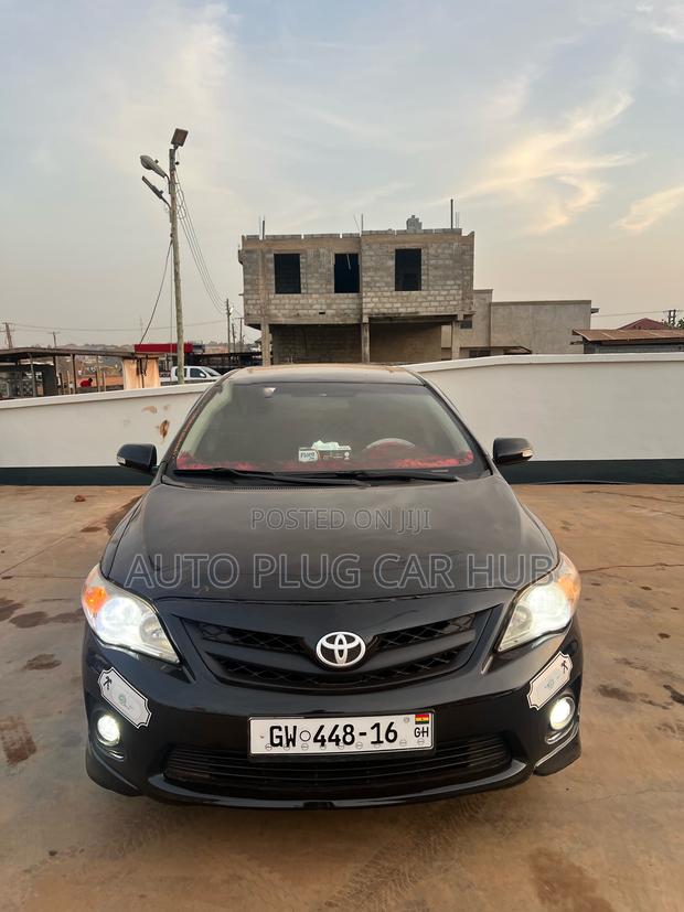 Toyota Corolla 2012 Black