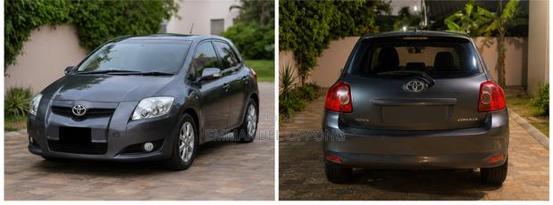 Toyota Corolla 2009 Gray