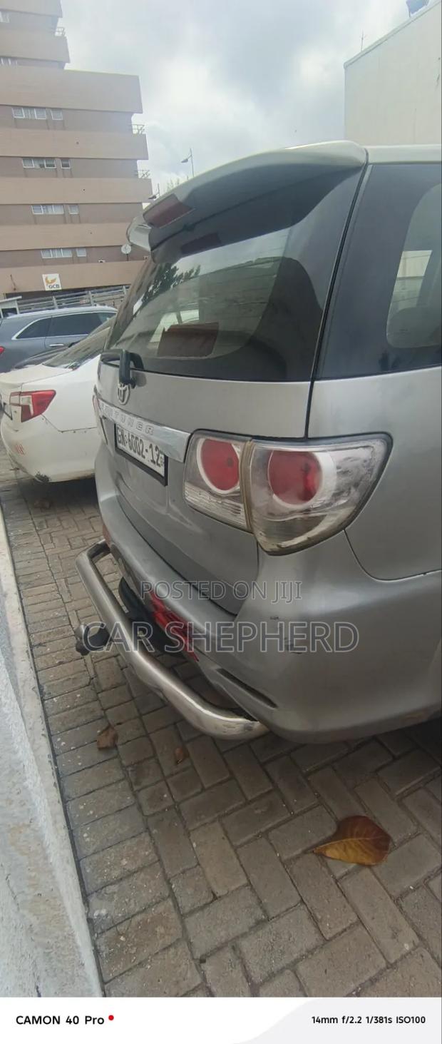Toyota Fortuner 2.7 AWD 2012 Silver