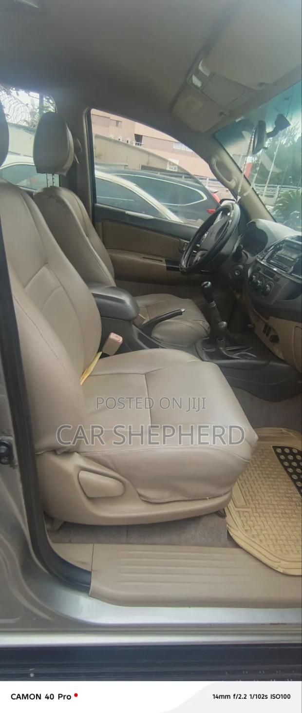 Toyota Fortuner 2.7 AWD 2012 Silver