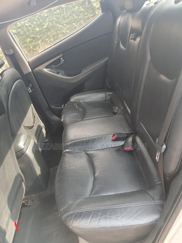 Hyundai Avante 2012 Gray