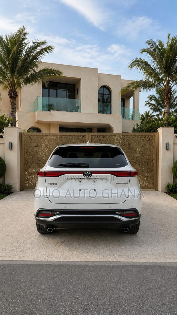 Toyota Harrier 2021 White