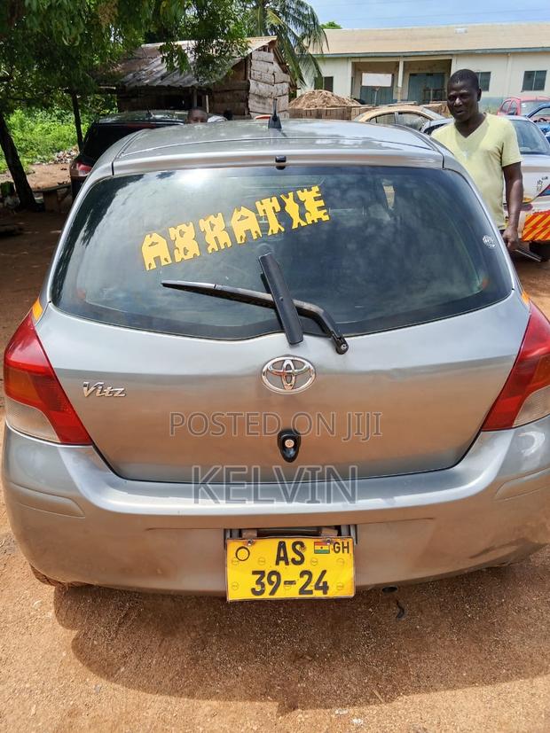 Toyota Vitz 1.3 AWD 5dr 2010 Silver