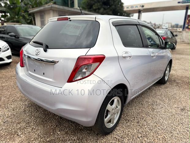 Toyota Vitz 1.5 FWD 3dr 2013