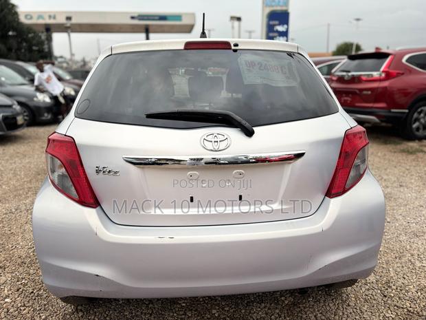 Toyota Vitz 1.5 FWD 3dr 2013