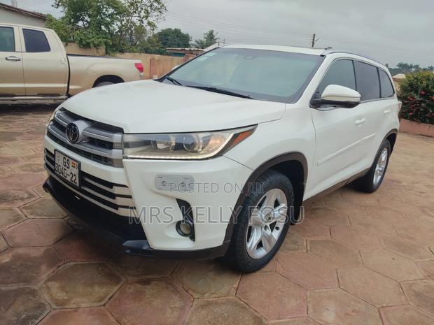 Toyota Highlander Limited 4dr SUV AWD (3.5L 6cyl 6A) 2015 White