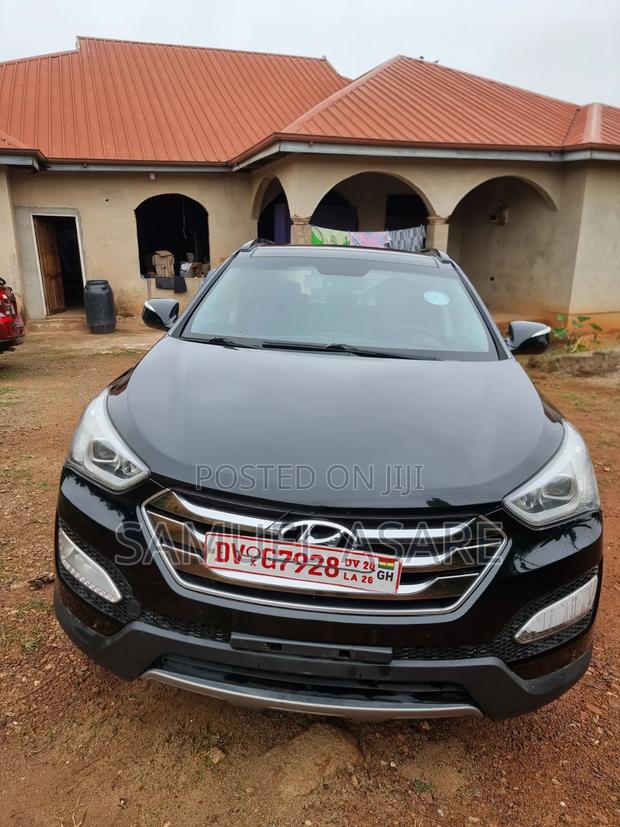 Hyundai Santa Fe 2015 Black