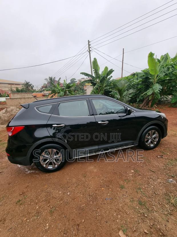 Hyundai Santa Fe 2015 Black