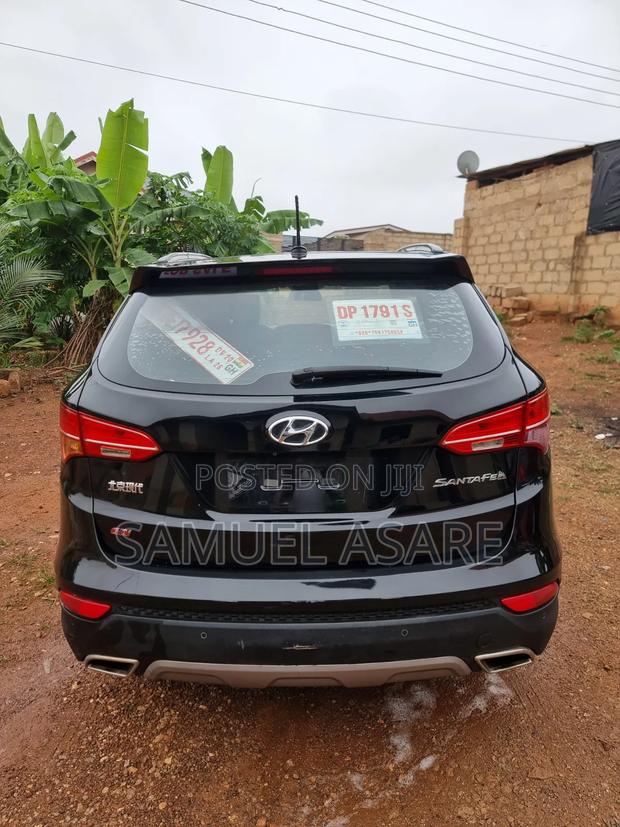 Hyundai Santa Fe 2015 Black