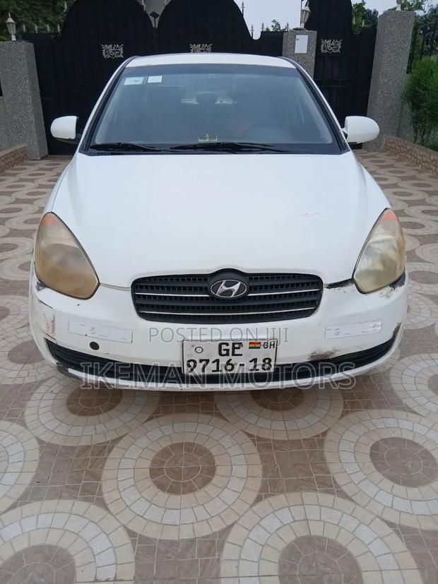 Hyundai Accent 2011 White