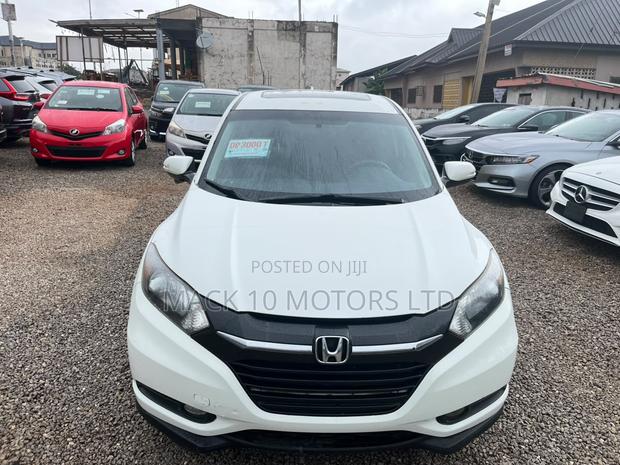 Honda HR-V 4dr SUV (1.5L 4cyl CVT) 2016 White