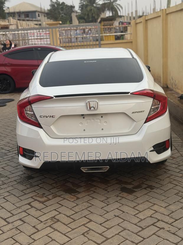 Honda Civic Sport Sedan 2019 White