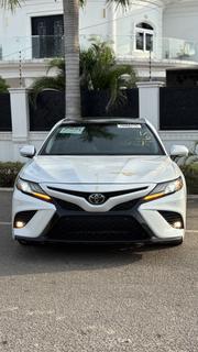 Toyota Camry XSE FWD (2.5L 4cyl 8AM) 2018 White for sale