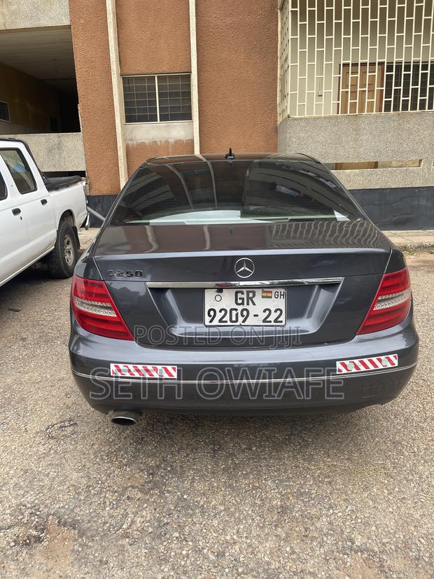Mercedes-Benz C250 2012 Gray