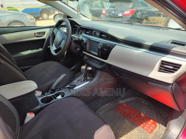 Toyota Corolla 2016 Red
