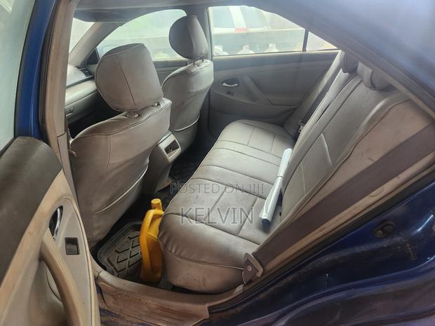 Toyota Camry 2009 Blue