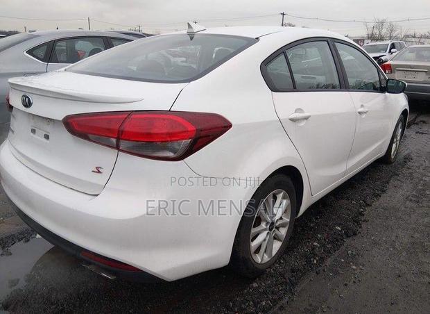 Kia Forte 2017 White