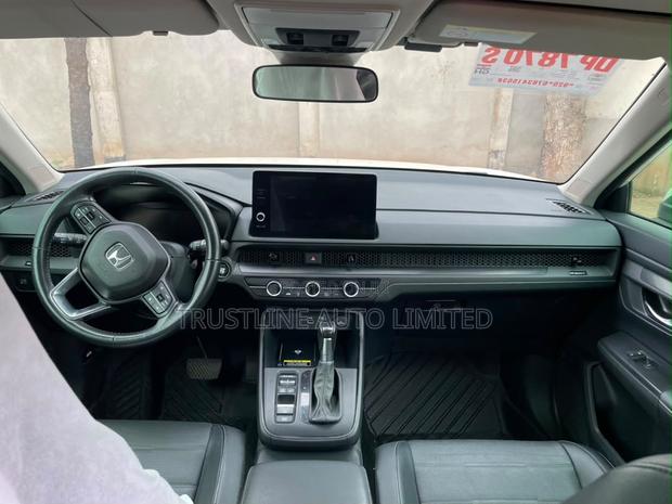 Honda CR-V 2023 White
