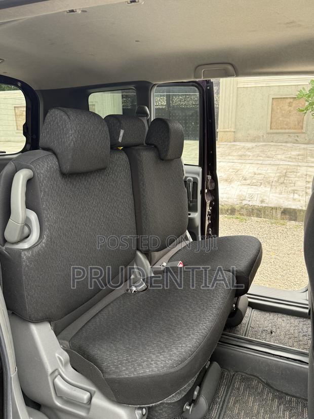 Toyota Sienta 2013 Black