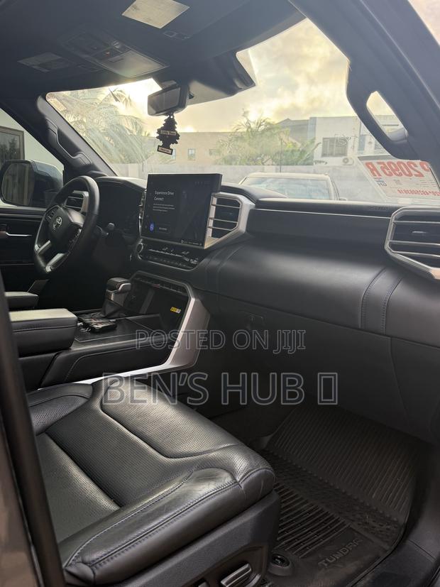 Toyota Tundra Platinum CrewMax 5.5' Bed 2023 Matt Black