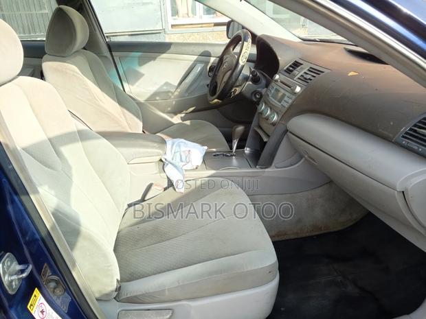 Toyota Camry 2010 Blue
