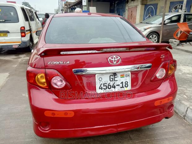 Toyota Corolla 2010 Red