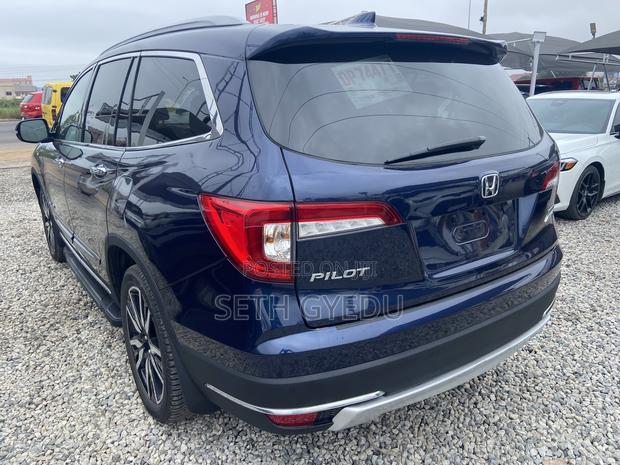 Honda Pilot Touring 7-Passenger 2021 Blue
