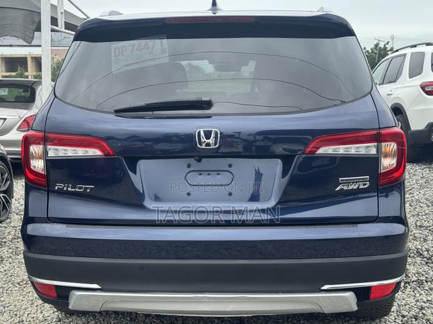 Honda Pilot Touring 7-Passenger 2021 Blue