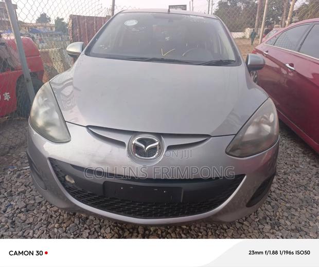 Mazda Demio 2012 Gray