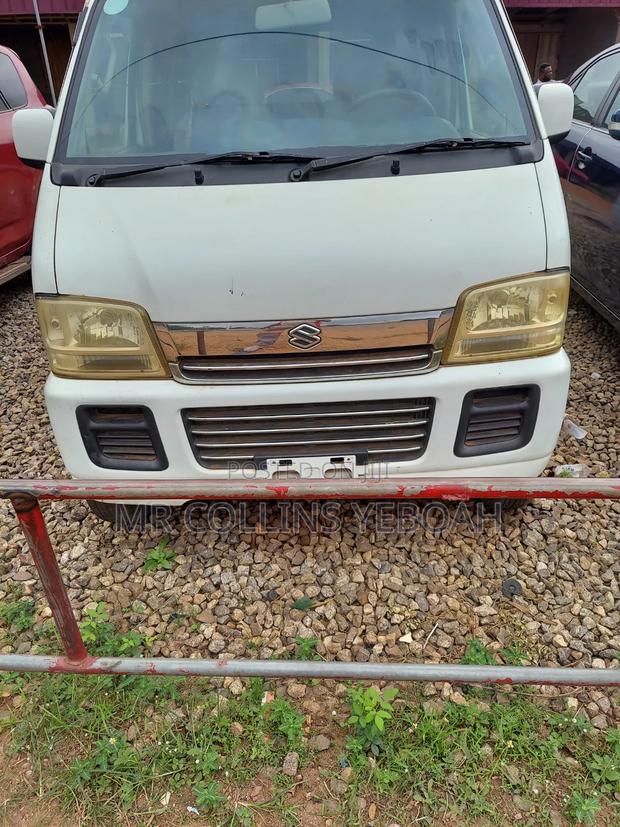 Suzuki Every Wagon 2011 White