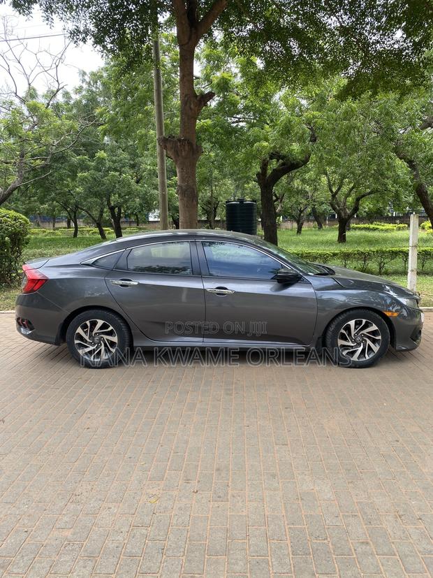 Honda Civic Si Sedan 2018 Gray