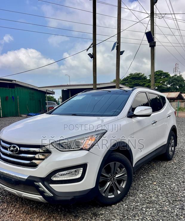 Hyundai Santa Fe 2015 White
