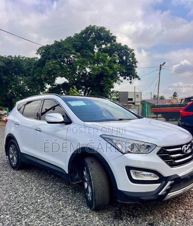 Hyundai Santa Fe 2015 White