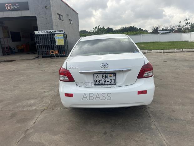 Toyota Belta 2012 White