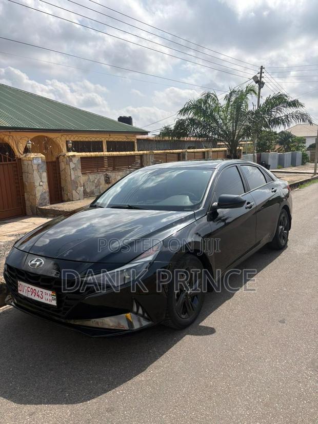 Hyundai Elantra Limited 2021 Black