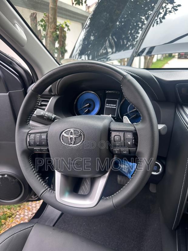 New Toyota Fortuner 2025 Black