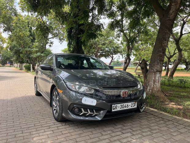 Honda Civic 2018 Gray