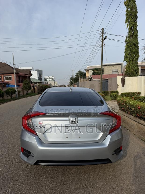 Honda Civic Touring Sedan 2018 Silver