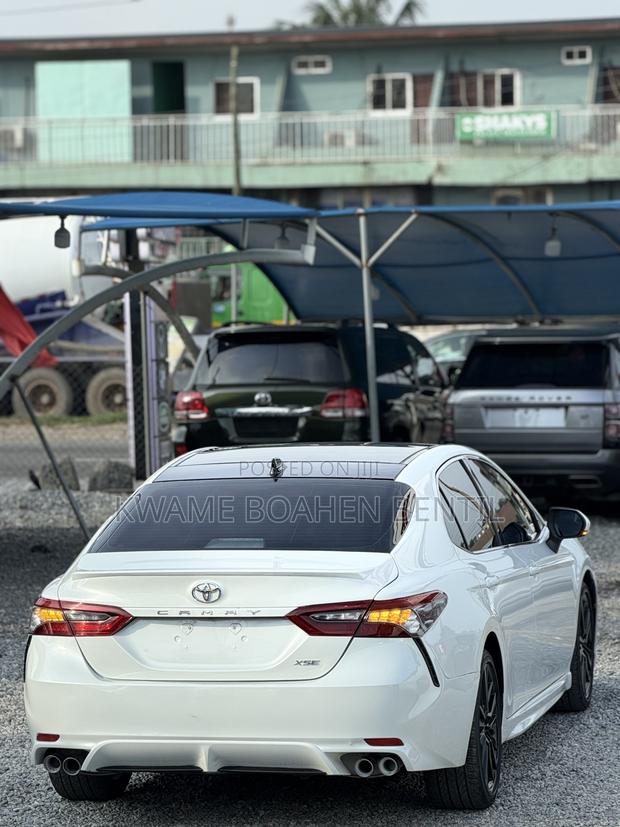 Toyota Camry XSE V6 2024 White