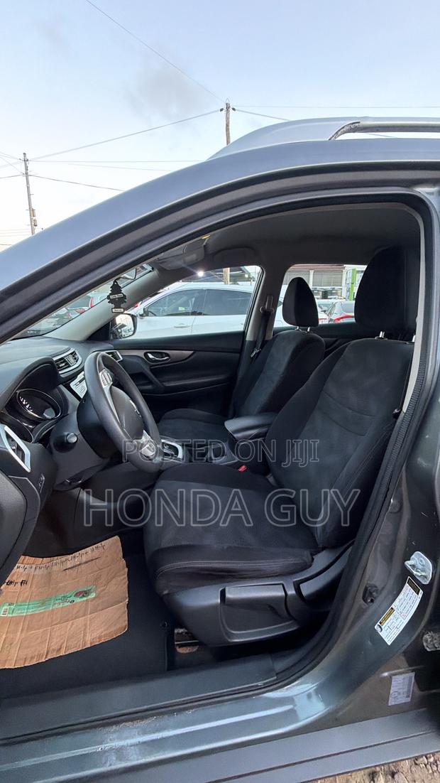 Nissan Rogue SV 4dr SUV AWD (2.5L 4cyl CVT) 2014 Gray