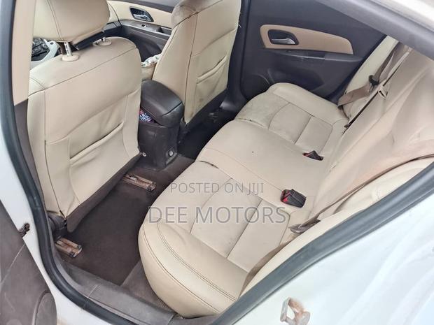 Chevrolet Cruze 2014 White