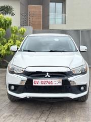 Mitsubishi Outlander 2.0 PHEV AWD 2017 White for sale